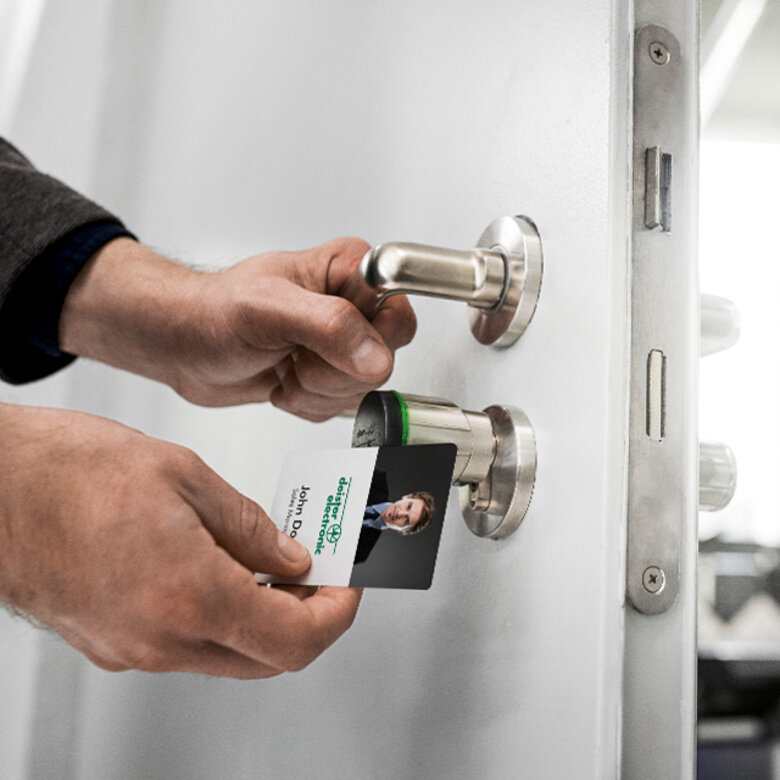 Cylindre numérique et carte RFID