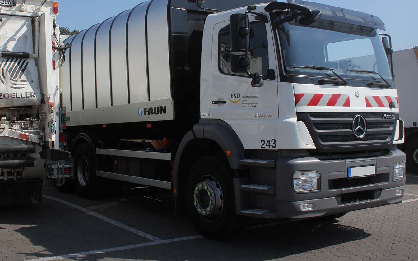 Rubbish truck from Bremer waste management