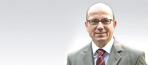 Abbildung Mitarbeiter von deister electronic