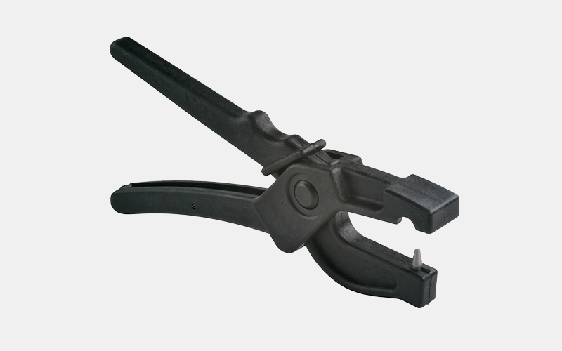 black Unsealing pliers for keyTags